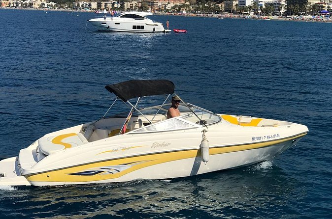 4-hour private boat with Captain for up to 9 people - Price and Value: What $632.06 Means for Your Group