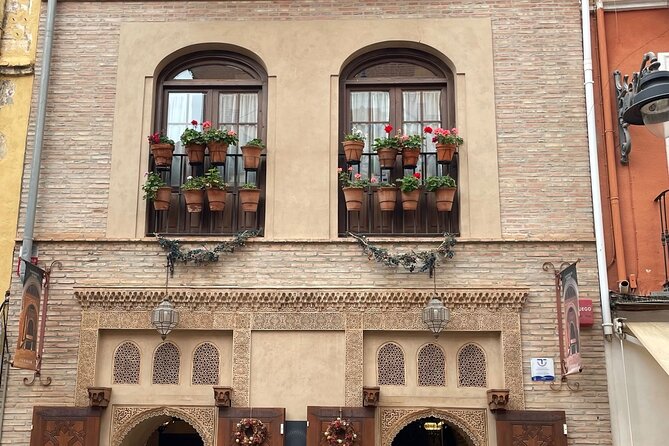 A Self-Guided Tour of Ancient Malaga’s History - VoiceMap Offline: The App Experience (and What You Need)