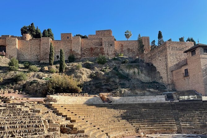 A Self-Guided Tour of Ancient Malaga’s History - Plaza del Obispo to Manquita: When the Cathedral Becomes a Story