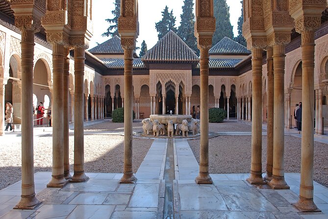 Alhambra Guided Tour from Malaga with Private Transportation - Key things to know before you go