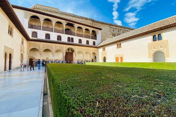 Alhambra Guided Tour from Malaga with Private Transportation - Price and value: what $312.41 buys you