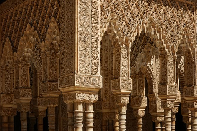 Alhambra, Nasrid Palaces and Generalife Private Tour from Malaga - Alcazaba and the fortress feel: history with a viewpoint