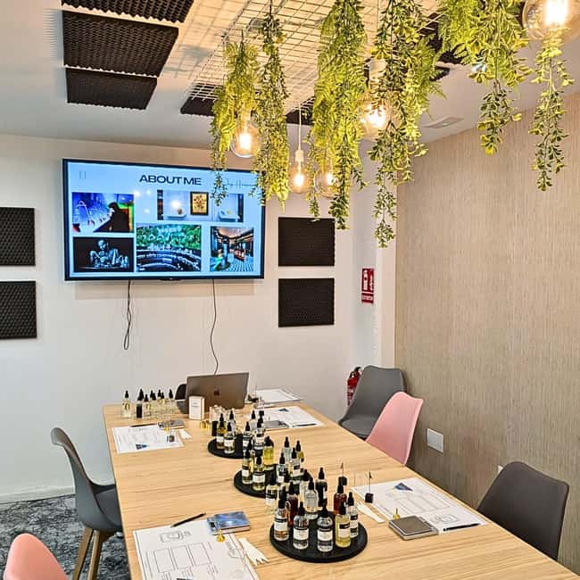 Almuñécar: Perfume Workshop: create your 50ml Eau de Parfum - Meet George (Jorg) and your scent lab assistants