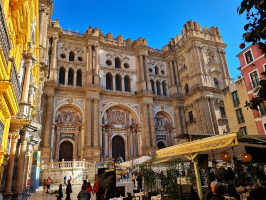 Audioguide City Walk Malaga for cruises (German & English) - The Real Itinerary Experience: How the Stops Work in Practice