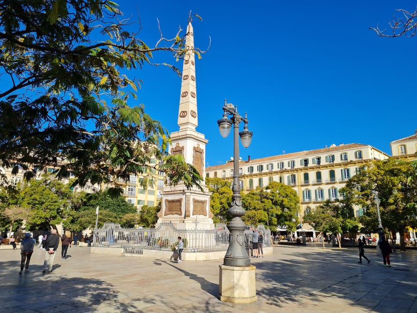 Audioguide City Walk Malaga for cruises (German & English) - Included Extras That Matter More Than You’d Expect