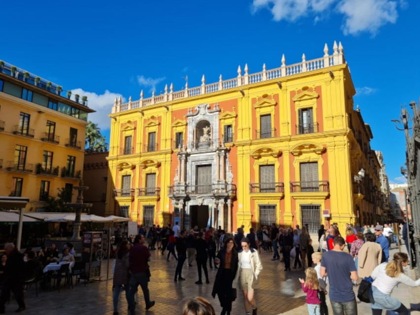 Audioguide City Walk Malaga for cruises (German & English) - How GPS Autoplay and the Map Keep You From Feeling Lost