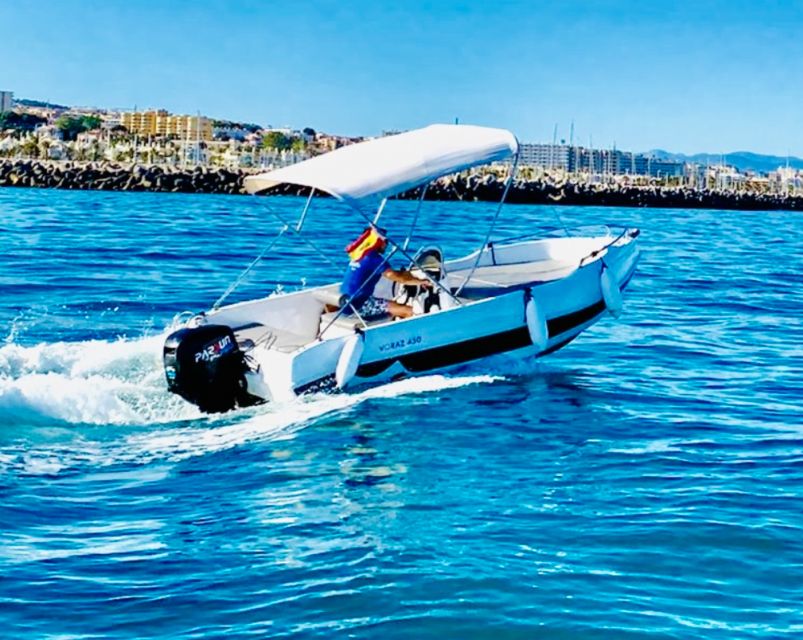 Benalmadena: 6-Seater Speedboat license-free Boat Rental - A license-free trimaran with real comfort (not just a quick speed run)