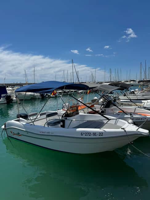 Benalmádena: Alquiler de barcos sin licencia Costa del Sol - Where You Start in Málaga (and Why Meeting Point Matters)