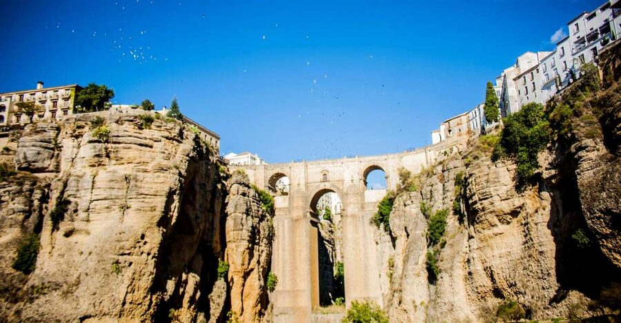 Best of Ronda: Guided Tour from Málaga - Getting Your Bearings in Ronda’s Historic Center