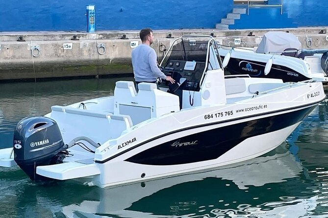 Boat Rental in Benalmádena with License - Where to meet: Oceanautic in Benalmádena (Malaga)