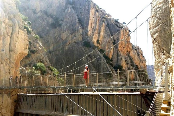 Caminito del Rey Private Walking Tour - Entering The Experience: El Kiosko to the Caminito Gate