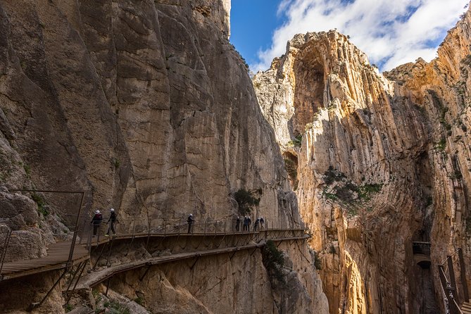 Caminito del Rey Tour from Malaga - Crowd control and group pace: what to expect from a max-50 tour