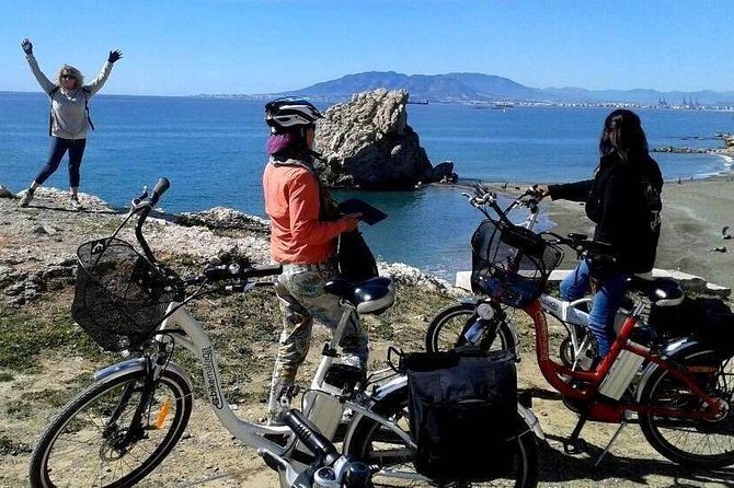 E-bike Tour and Rental in Malaga - Paseo del Parque: lush greenery with a calm rhythm