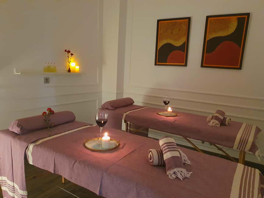 Echegaray 5, Málaga center: Wine & Relax Experience: Massage + Wine tasting - La Bodega del Masaje: the smart “wine + wellness” setup