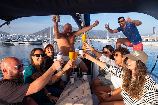 Exclusive private experience in luxury catamaran - Quick highlights