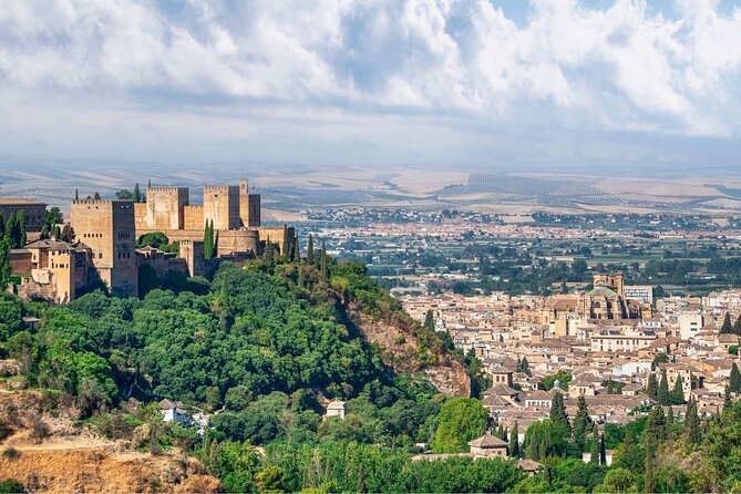 Excursion to Granada from Malaga - Who this trip suits best (and who should skip it)