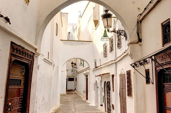 Excursion to Morocco with guided tour and lunch from Malaga - Entering Tetouan: Guided Medina Time Plus Lunch