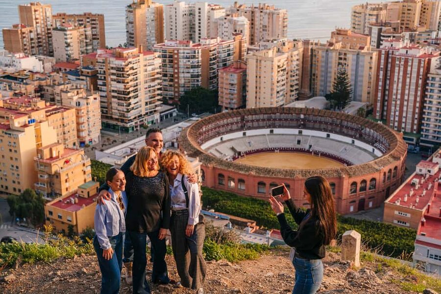 Express Tuk-Tuk Tour in Malaga: Gibralfaro Viewpoint and Photography - Key Highlights You’ll Actually Feel in Your Day