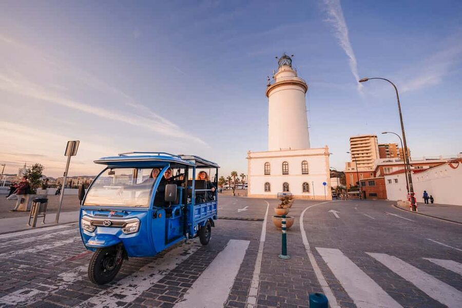 Express Tuk-Tuk Tour in Malaga: Gibralfaro Viewpoint and Photography - Why This 45-Minute Electric Tuk-Tuk Works in Málaga