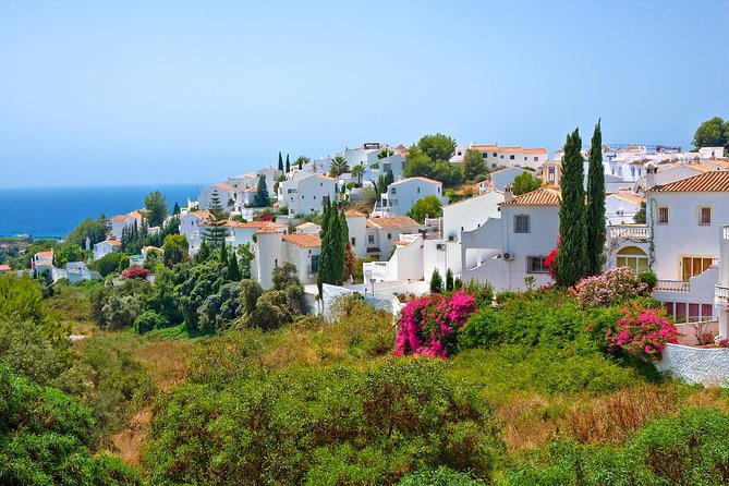 Frigiliana and Nerja Tour from Malaga - Frigiliana: White Lanes, a Moorish Fortress Vibe, and Shop Time That’s Actually Useful