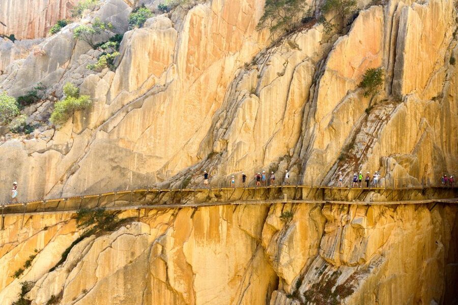 From Costa del Sol & Malaga: Caminito del Rey Guided Tour - Stepping onto the Caminito: what the walk feels like