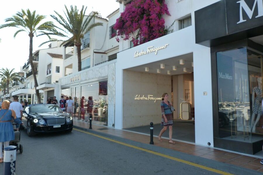 From Malaga or Costa del Sol: Mijas, Marbella & Puerto Banus - Who this tour is best for (and who should skip it)