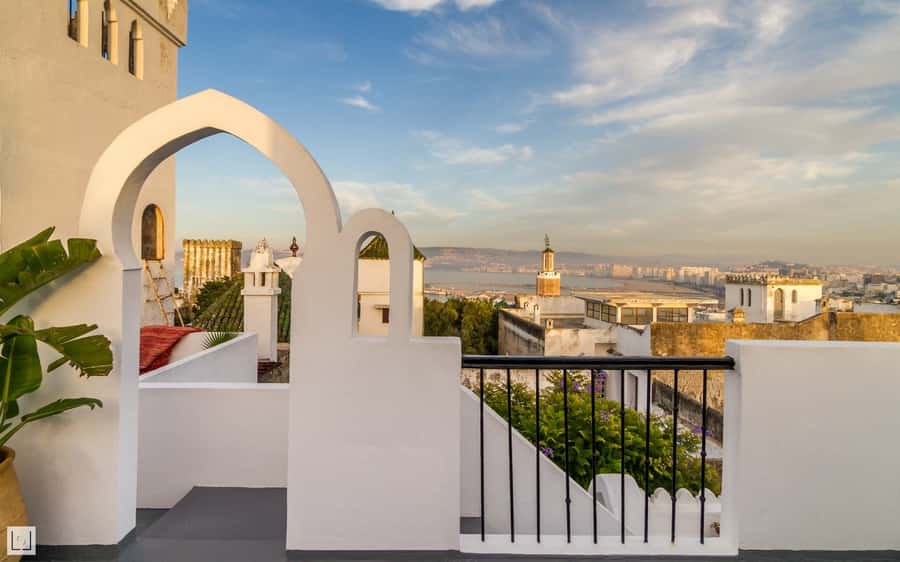 From Malaga or Tarifa: Private Tangier Day Tour - The guide and drivers: the difference between chaos and a smooth day