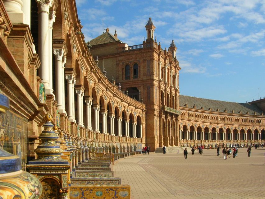 From Malaga: Private Seville, Alcazar and Cathedral Day Trip - Malaga-to-Seville Transport: Comfort, Timing, and What You Gain