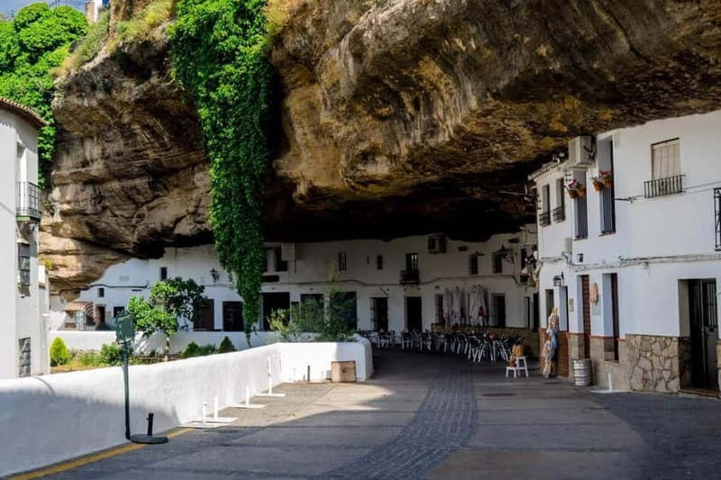 From Malaga: Ronda & Setenil de las Bodegas Day Trip - Food timing: how to plan lunch and snacks without stress