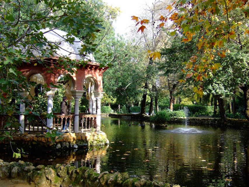 From Malaga: Seville Day Trip and Optional Monument Tickets - Triana and backtracking: using your free hours smartly