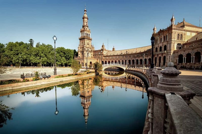 From Malaga: Seville Day Trip with Real Alcázar Tickets - Key things to know before you go