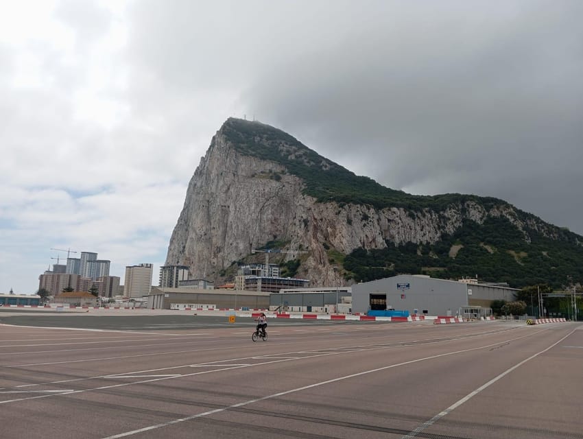 From Torremolinos: Day Trip to Gibraltar - Leaving Torremolinos: The meeting point that keeps the day stress-free