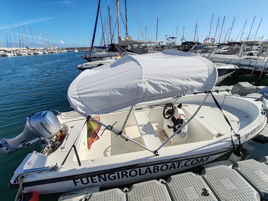 Fuengirola: Bottom Fishing with Jigging and Squid, 2, 4 and 6 hours - The 5-meter boat and the calm pace of a max-3 trip