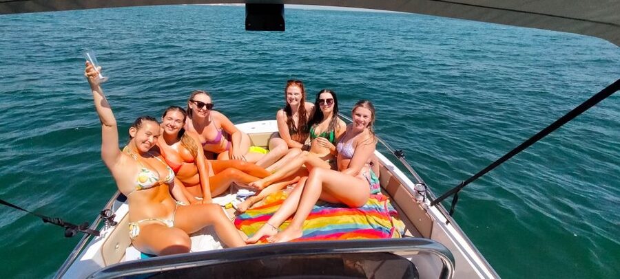 Fuengirola: Dolphin Watching Tour with Snacks and Drinks - The Included Drinks and Snacks That Make the Ride Feel Worth It