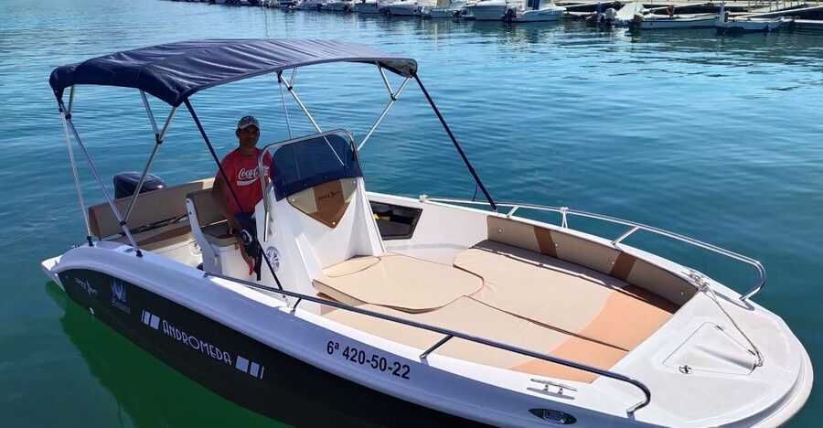 Fuengirola: Dolphin Watching Tour with Snacks and Drinks - Meeting at AMATISPORT NAUTIC: Don’t Overthink It