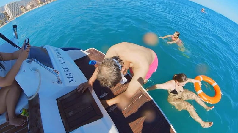 Fuengirola: Magical Sunset Yacht Tour - Price and value: what $471 per group really means