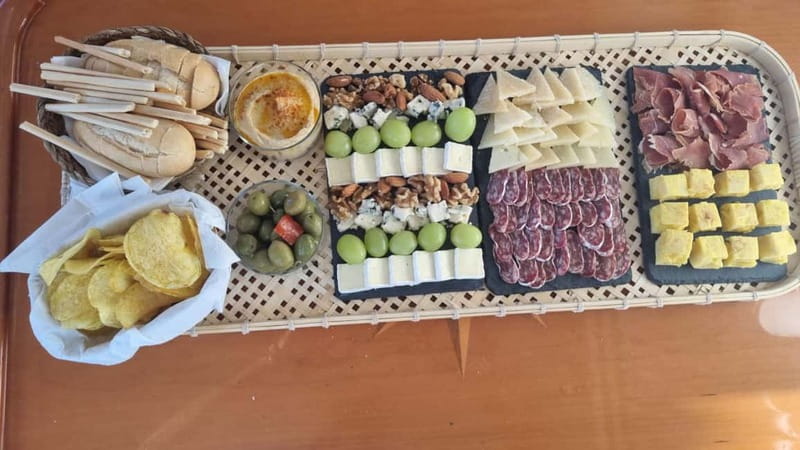 Fuengirola: Sunset Boat Tour - Cocktail Dinner & Champagne - Cocktail dinner, champagne, and the real meaning of “included”
