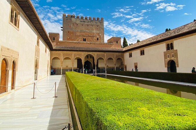 Full-Day Alhambra from Malaga: Choose Your Access & Pick Up Point - The coach ride to Granada: comfortable travel, limited narration