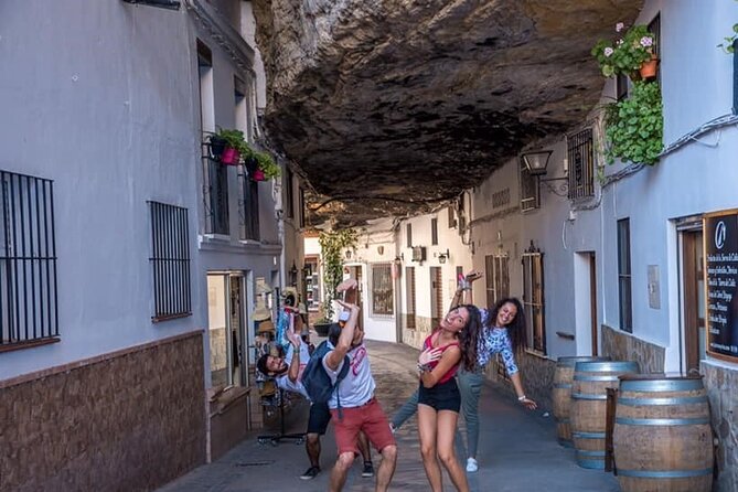 Full Day Guided Malaga Ronda Day Tour - Guides make the difference: strong personalities, good pacing, clear English