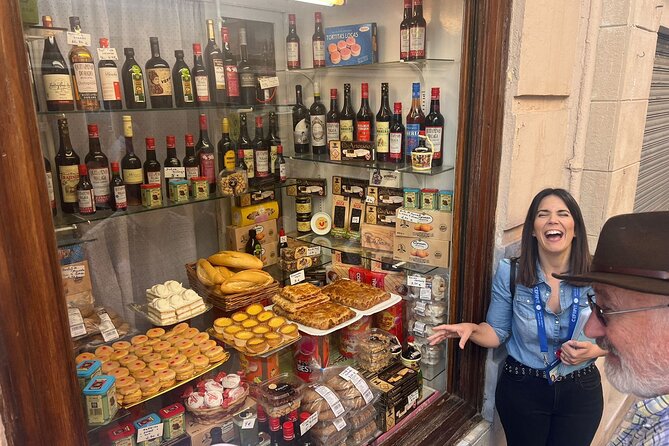 Go local for a day! - A 2.5-hour Malaga walk with Isabel’s local stories