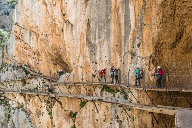 Guided Tour to Caminito del Rey from Malaga - The 3-hour walk: what you’ll do step by step