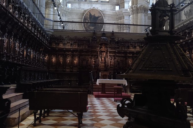 Guided visit to the Cathedral of Malaga and its surroundings - The 90-Minute Pace: What You’ll Actually Have Time For