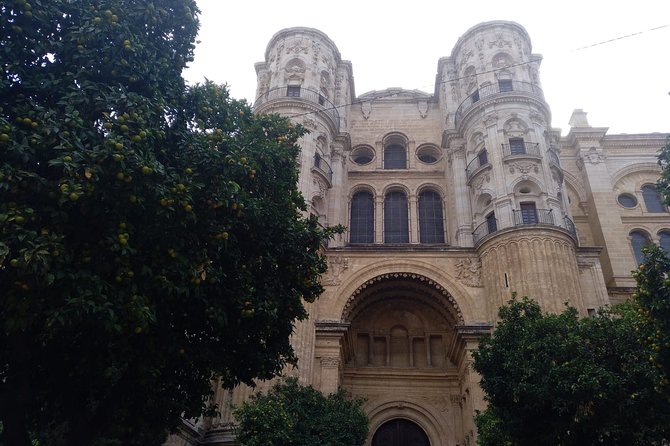 Guided visit to the Cathedral of Malaga and its surroundings - What You’ll Learn from the Guides (and Why That Matters)