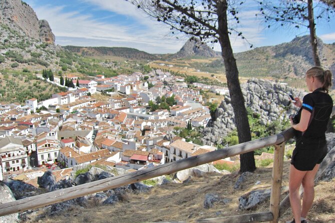 Hiking - Montejaque to Ronda - 11km Moderate - Start time and the air-conditioned ride you’ll actually appreciate