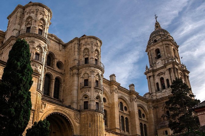 Historical Centre and Cathedral of Málaga - Entering the Basilica: Gothic, Renaissance, Baroque in One Walk