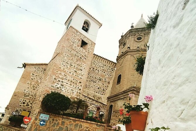 La Axarquia White Villages & Buddhist Stupa - SemiPrivate - Timing, lunch, and what to pack for a smooth day