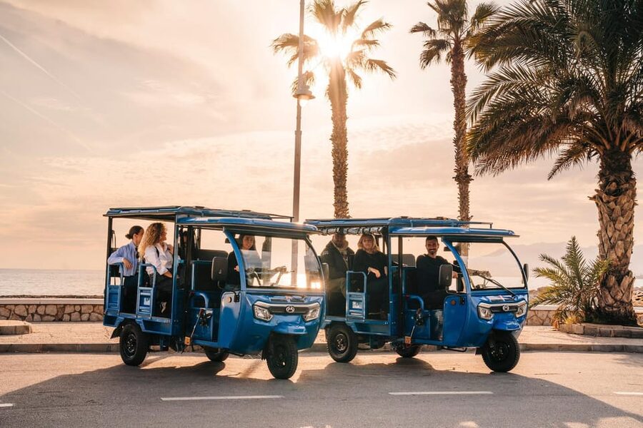Málaga 1-hour by TukTuki: Essential and Private Tour - Málaga by TukTUK-i: Quick, Private Orientation