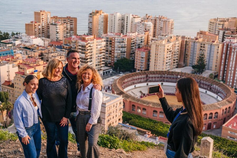Málaga 1-hour by TukTuki: Essential and Private Tour - Centre Pompidou Málaga: Modern Art Without the Time Sink