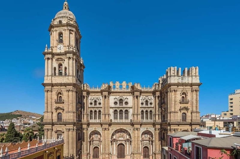 Málaga: 2.5-Hour Private Walking Tour - Why a private Málaga walk beats trying to DIY it