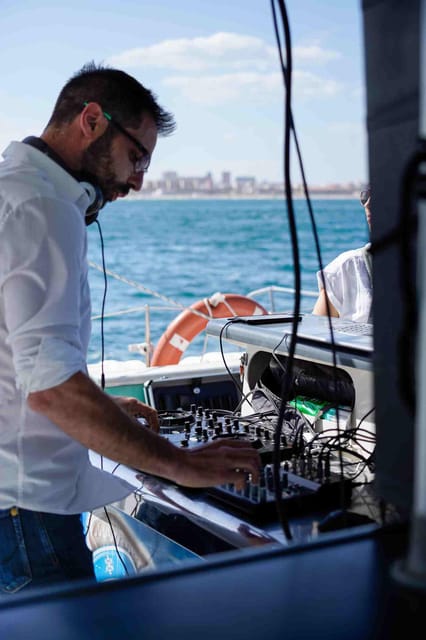 Malaga: Catamaran Sailing Cruise with Swimming & Optional DJ - Swimming stop: what you’ll actually get out of the water time